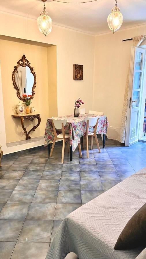 Al Bicerin Apartment, In Historical Center Of 토리노 외부 사진